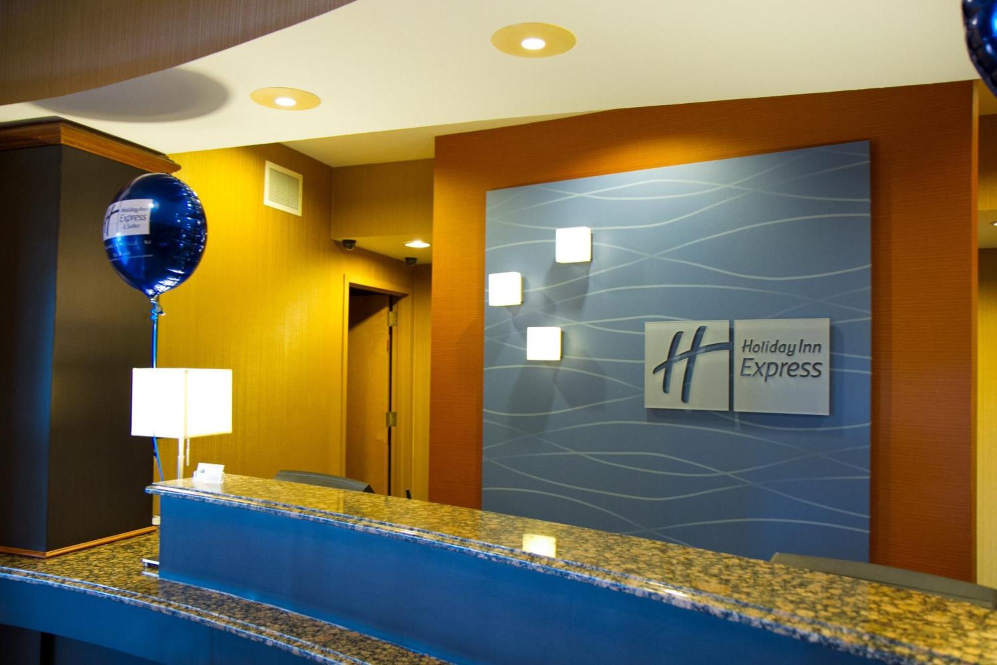 Holiday Inn Express Hotel & Suites Vineland Millville By Ihg Eksteriør billede